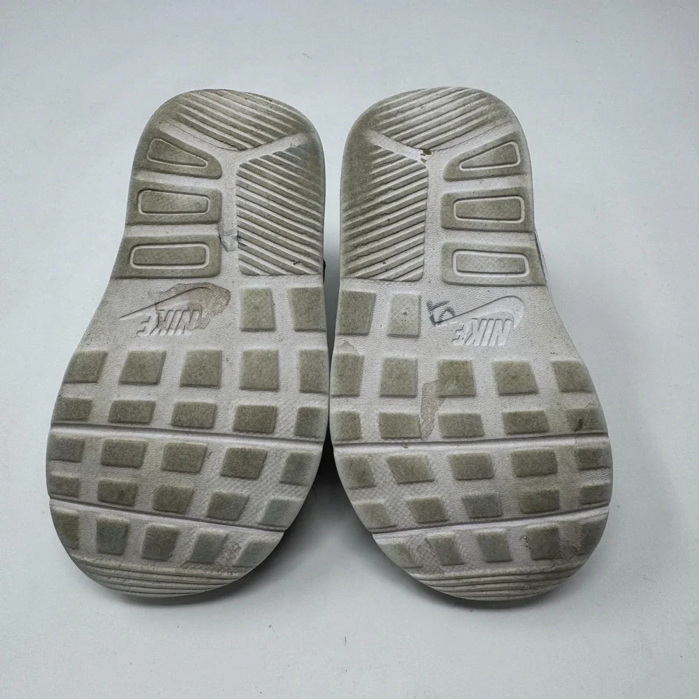 Nike Air Sneakers Black White Hook & Loop Mesh Low Top Toddler Size 6 C
